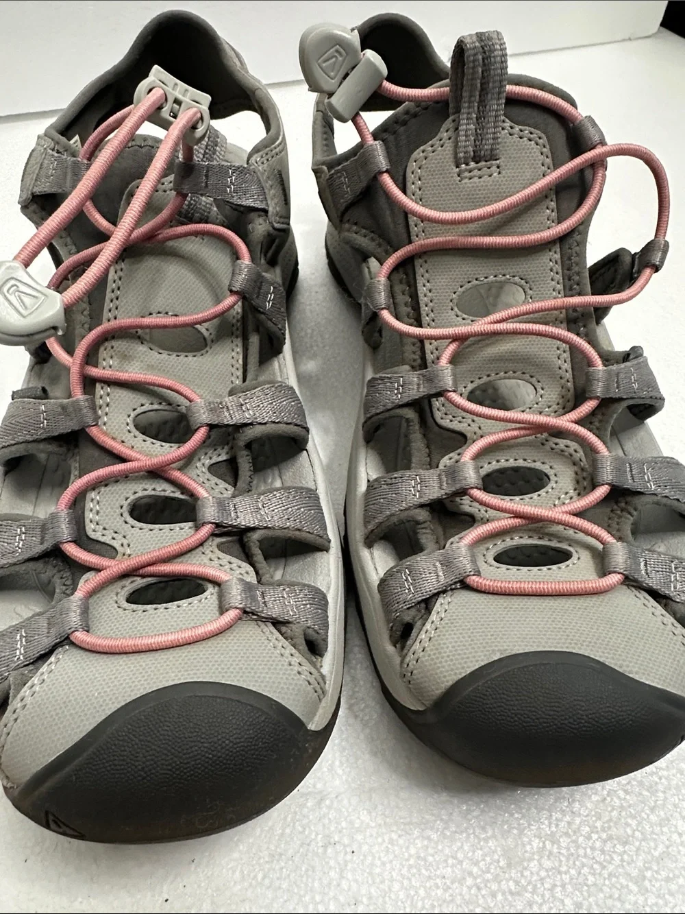 Keen Women's Gray and Pink Closed-Toe Outdoor Sandals size 12